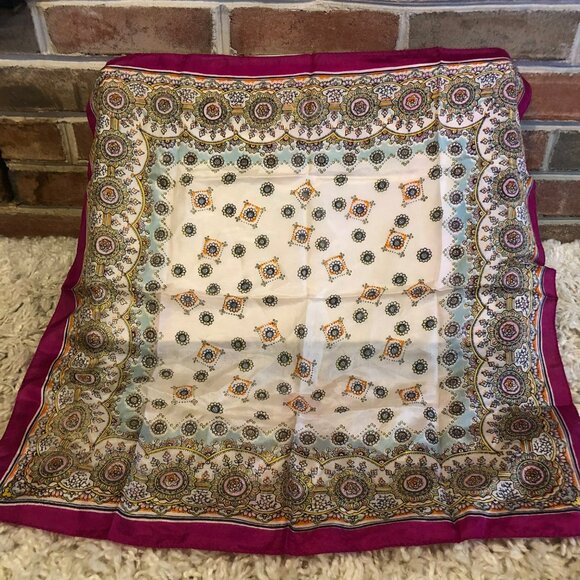 Vtg Vanette Creations Floral Medallion Silk Scarf Hand Rolled 22"x22" Pink - Picture 1 of 5